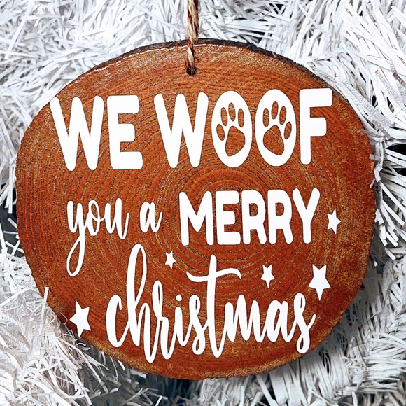 HAND CRAFTED WOOD MERRY CHRISTMAS ORNAMENT/WE WOOF YOU A MERRY CHRISTMAS DECOR - Picture 3 of 3